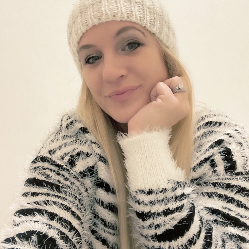 trendy zebra print knitted sweater!